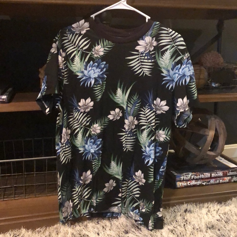 Guess Floral Print Tee